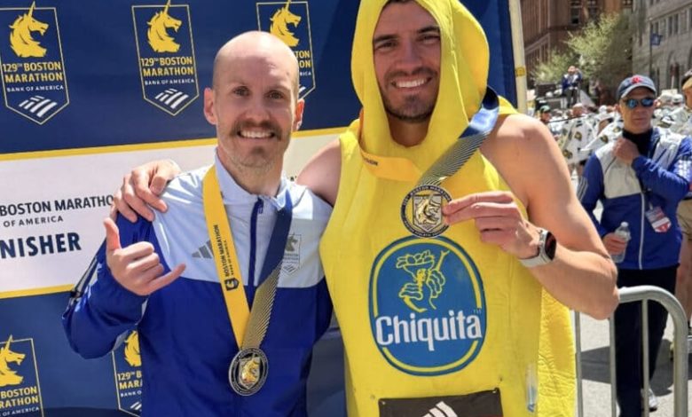 Hombre de Utah corrió disfrazado de plátano y rompió un récord mundial en el Maratón de Boston